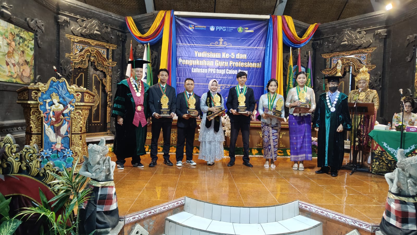 Yudisium ke-5 dan pengukuhan guru profesional lulusan program PPG