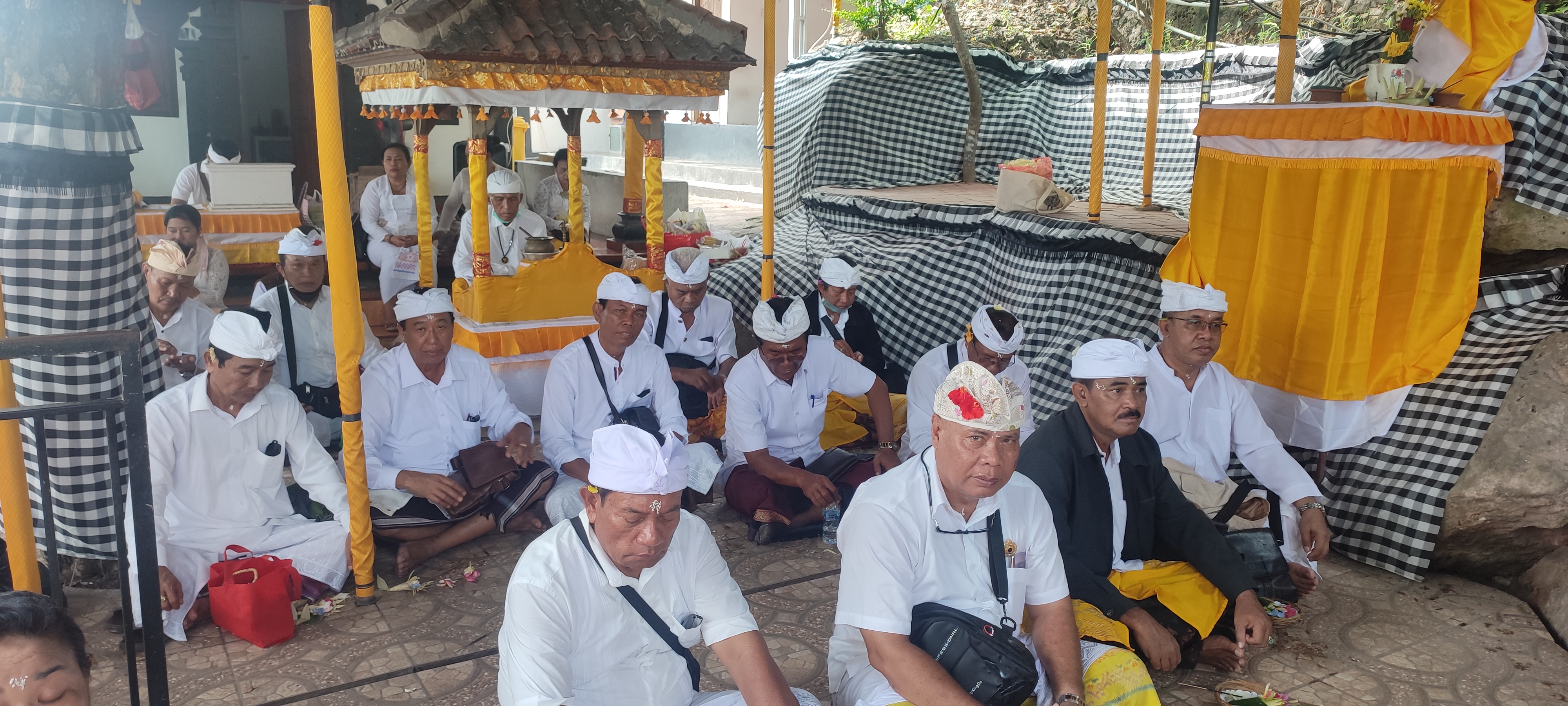Tirta Yatra IKIP Saraswati